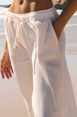 Pantalon fluide &eacute;lastiqu&eacute; ;${refinementColor}