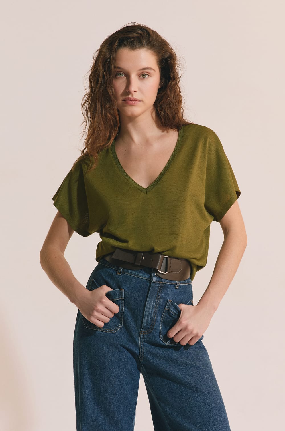 T-shirt manches courtes &agrave; col V;${refinementColor}