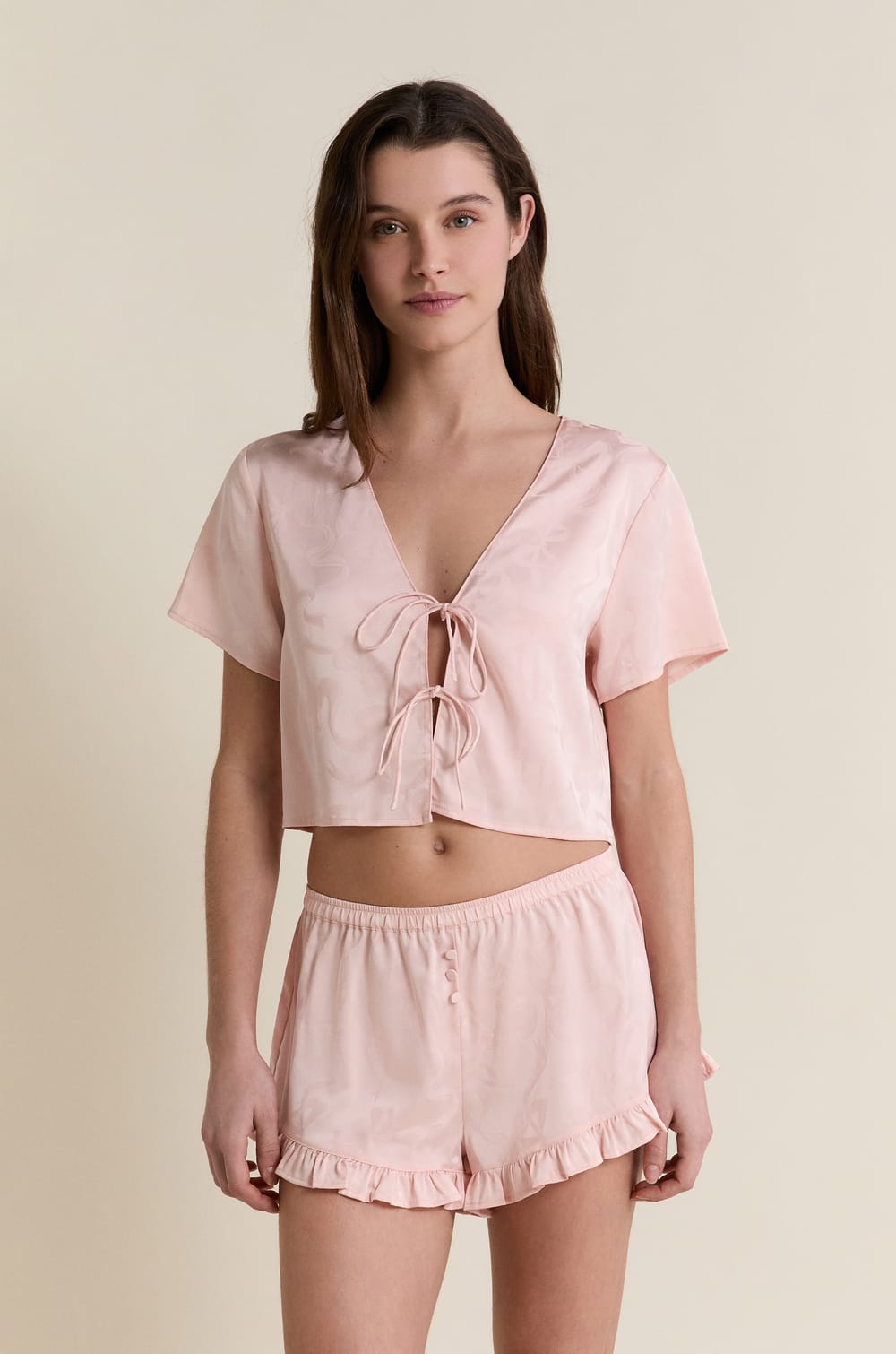 Short de pyjama satin&eacute;;${refinementColor}