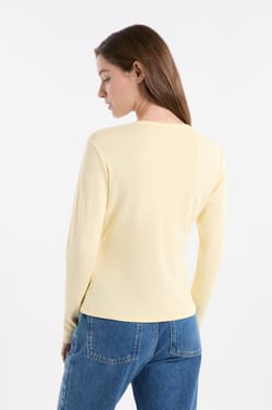 Camiseta con botones y mangas largas de algod&oacute;n;${refinementColor}