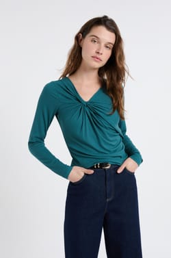 Tee-shirt effet drap&eacute; c&ocirc;tel&eacute;;${refinementColor}