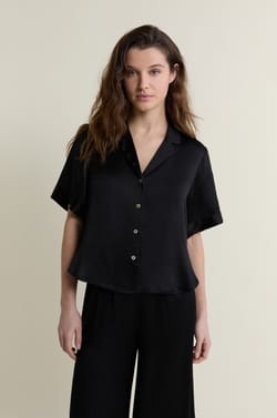 Short-sleeved silk pyjama shirt;${refinementColor}