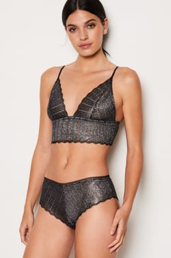 Iridescent Wireless Triangle Bra;${refinementColor}