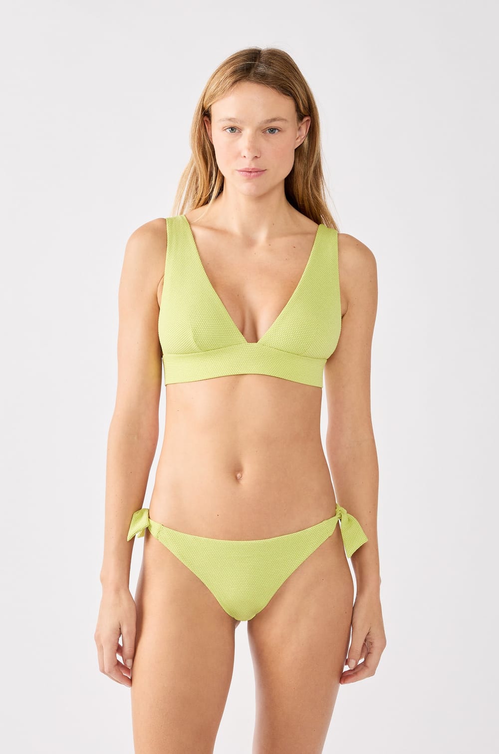 Brazilian tie-side bikini bottom;${refinementColor}