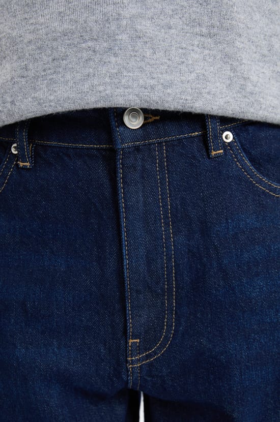 Jean coupe droite;${refinementColor}