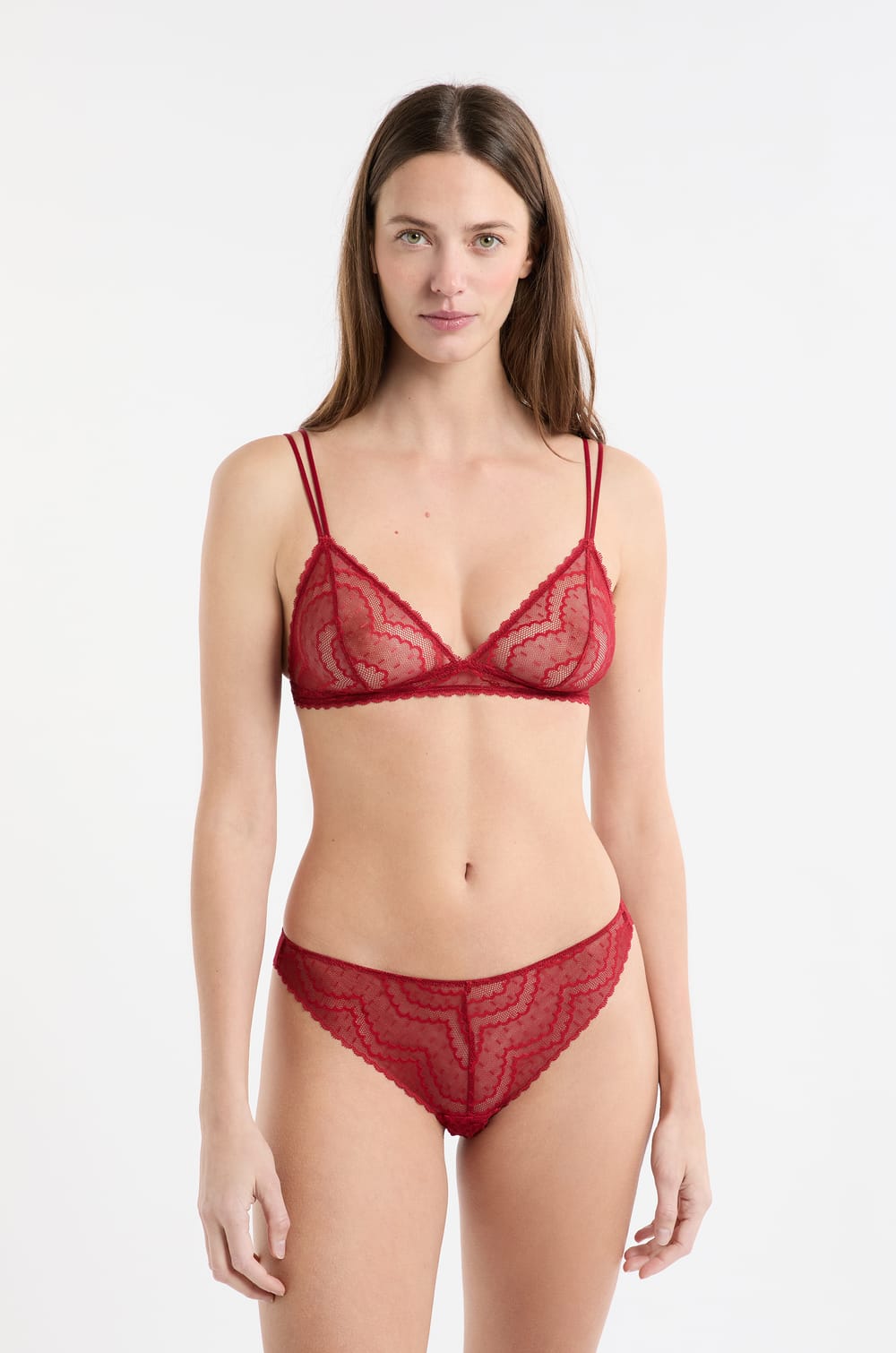 Majtki typu tanga z koronką;${refinementColor}