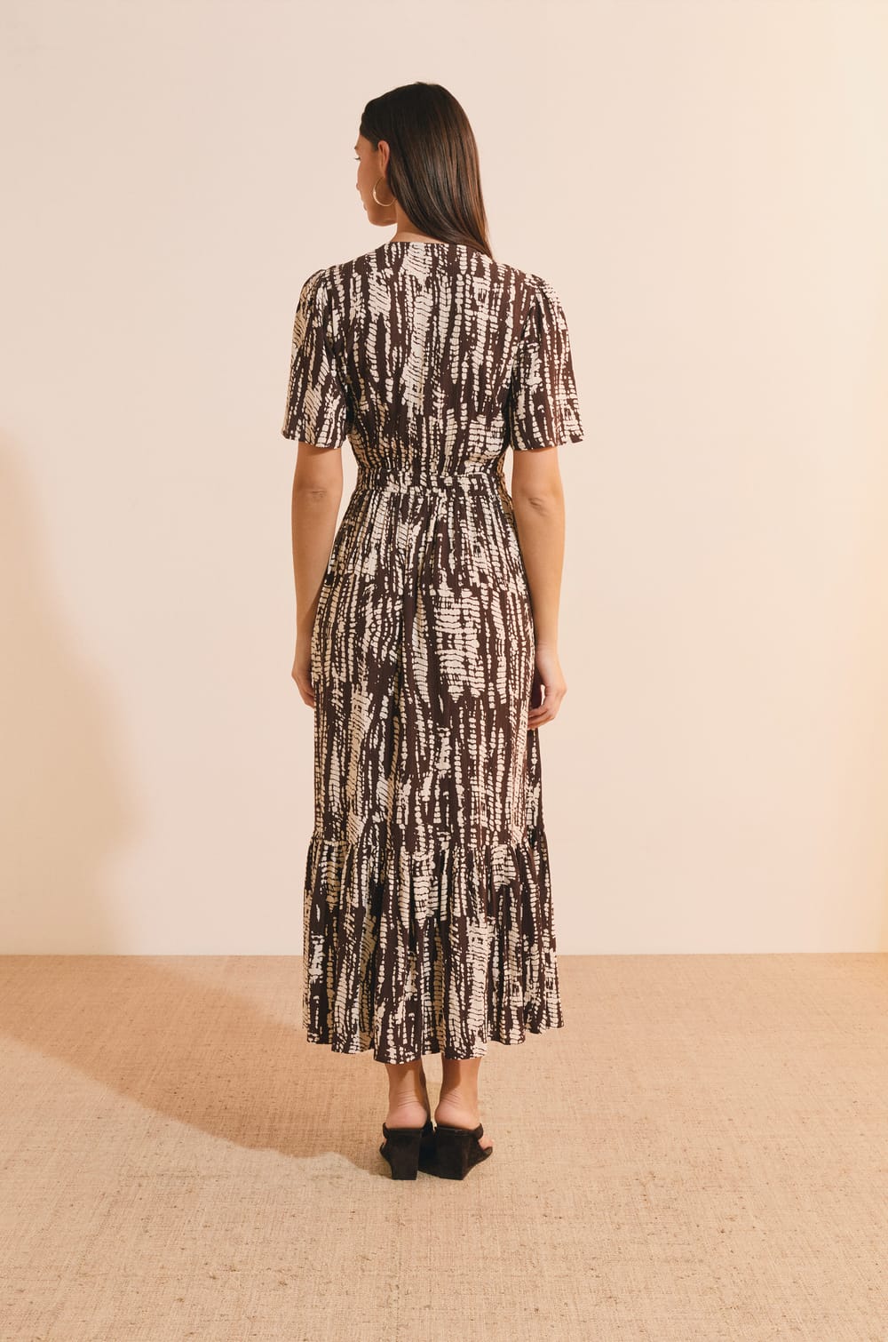 Robe longue col V &agrave; motifs;${refinementColor}