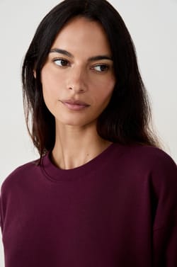 Sweatshirt col rond en coton;${refinementColor}