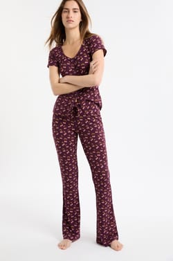 Pantal&oacute;n de pijama con estampado de cerezas;${refinementColor}
