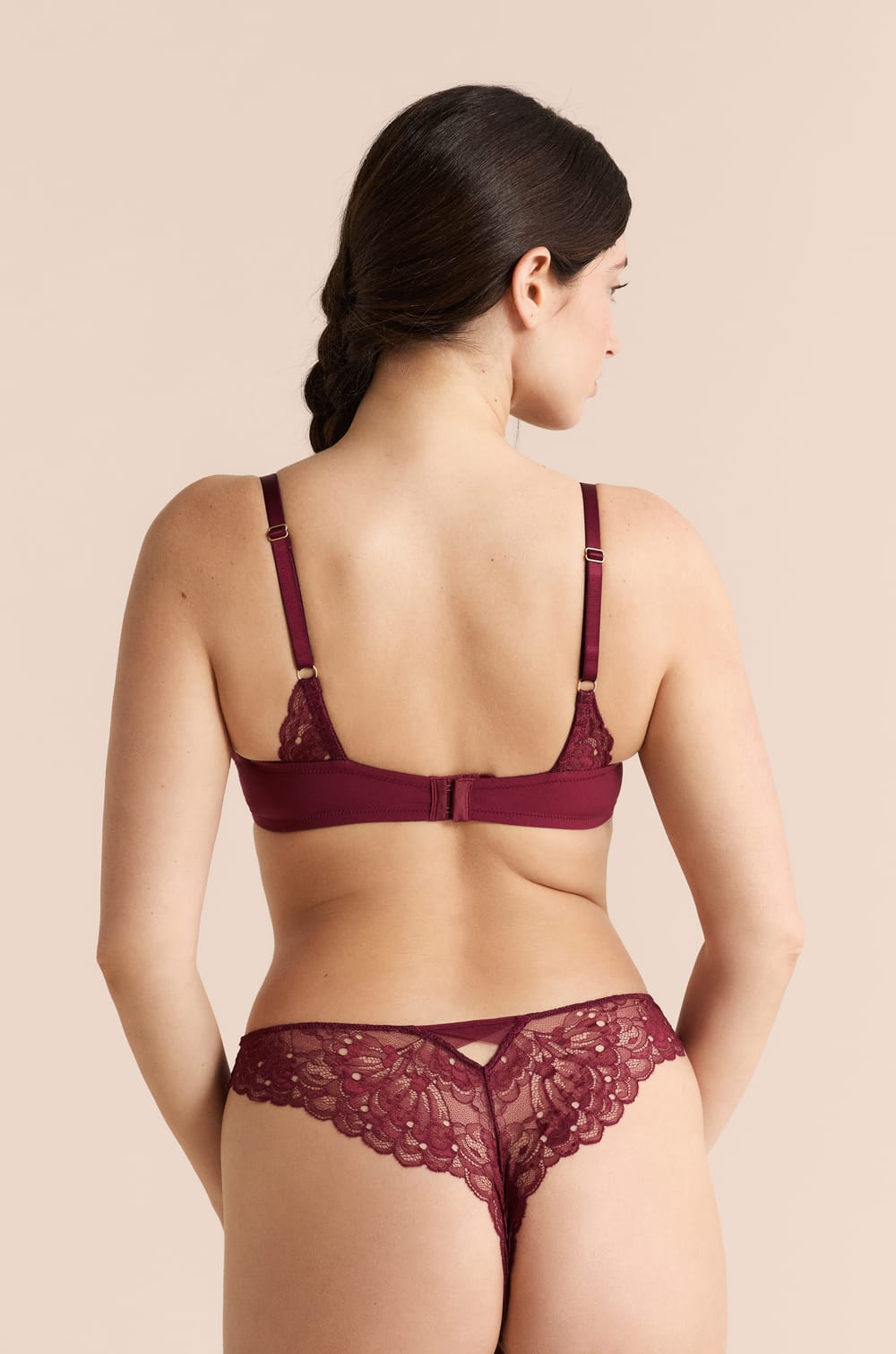 Bra N.4 - The Lightly Lined Lace;${refinementColor}