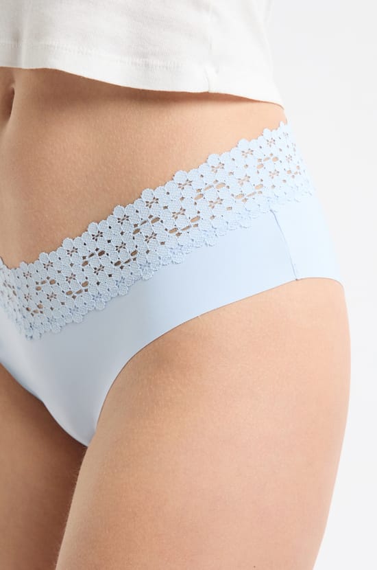 Hipster V-shape en microfibre et dentelle;${refinementColor}