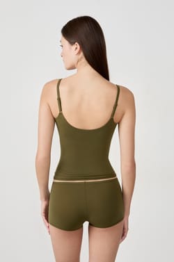 Top en microfibre avec brassière intégrée;${refinementColor}
