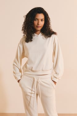 Sweatshirt de pyjama en velours c&ocirc;tel&eacute;;${refinementColor}