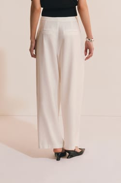 Pantalon avec lin;${refinementColor}