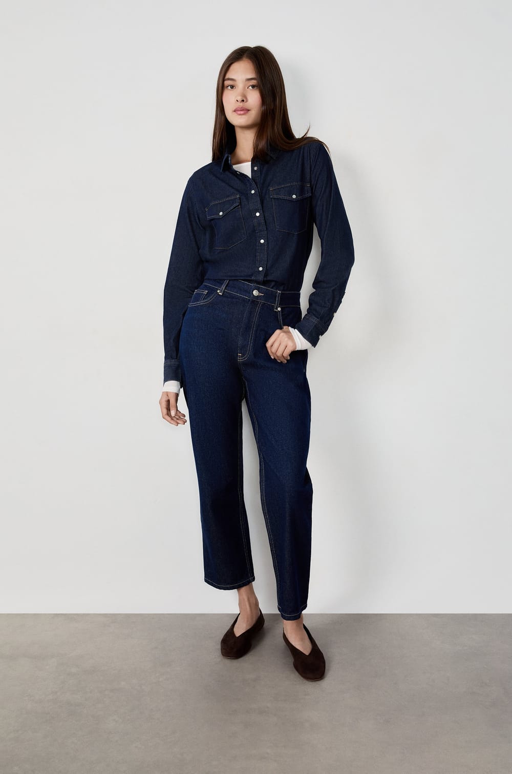 Jean droit;${refinementColor}