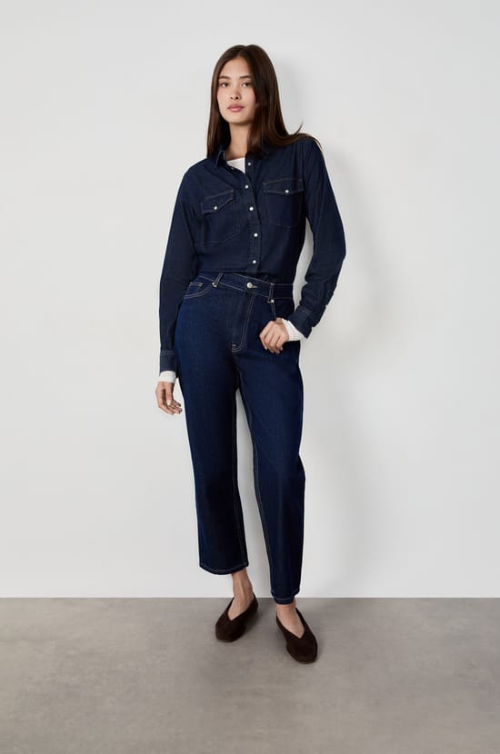 Jean droit;${refinementColor}