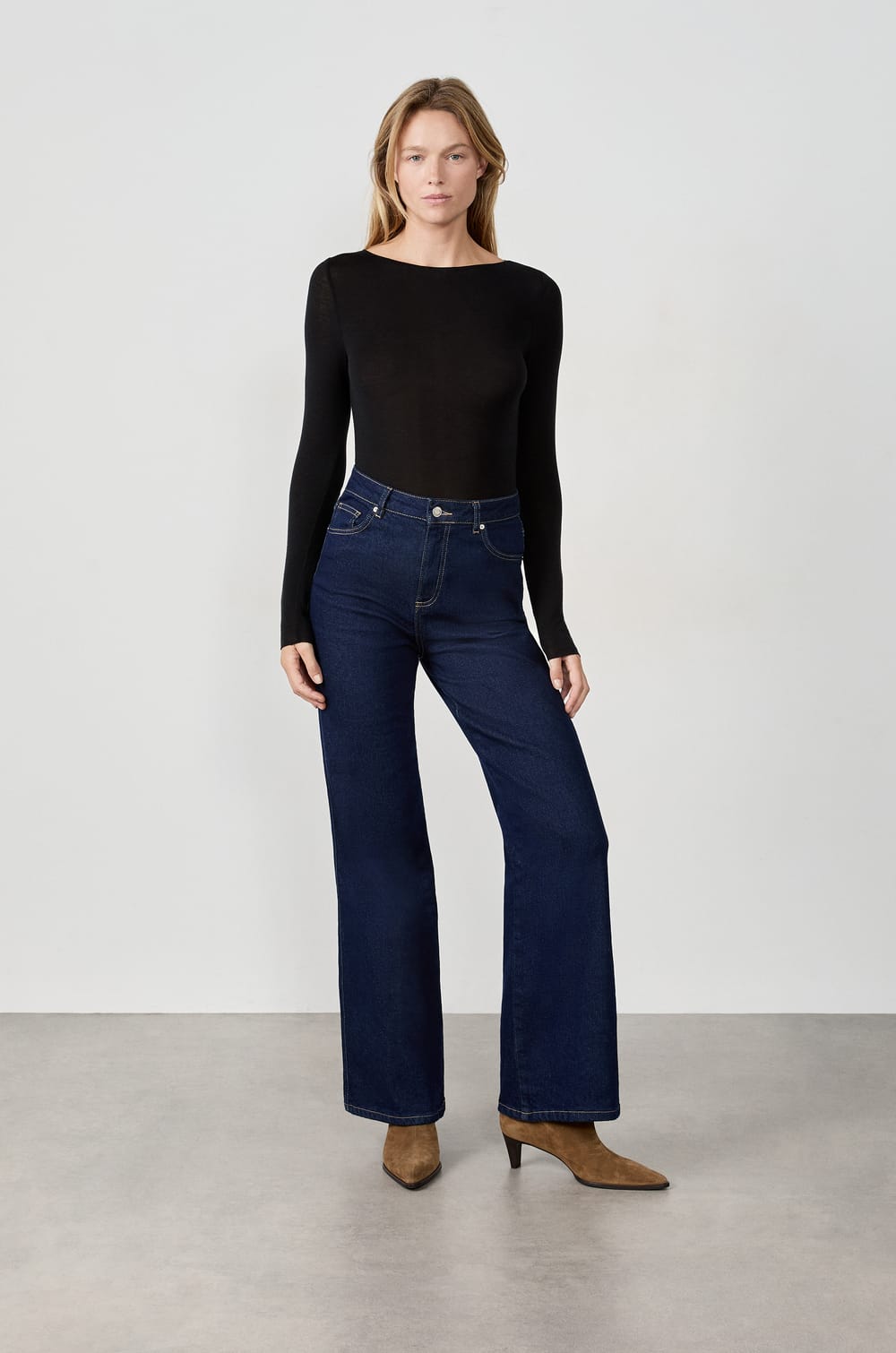T-shirt manches longues col bateau;${refinementColor}