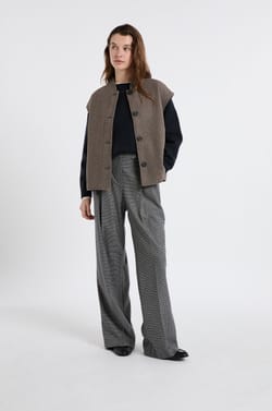 Sleeveless Jacket with Wool;${refinementColor}