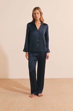 Long-sleeved silk pyjama shirt;${refinementColor}