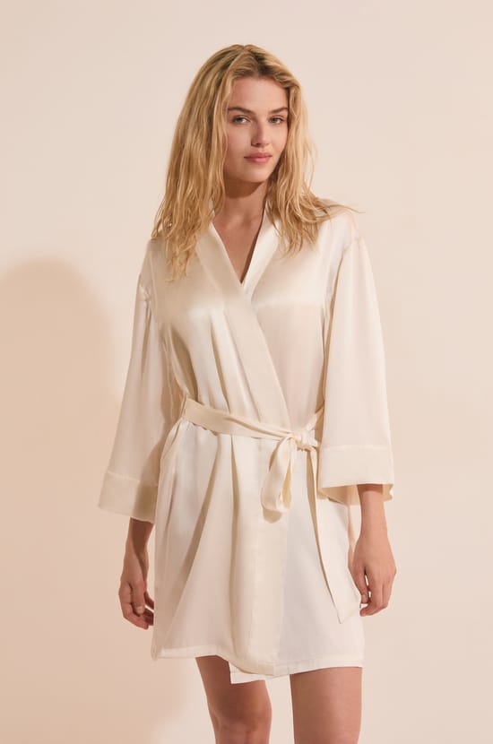 D&eacute;shabill&eacute; en soie;${refinementColor}