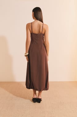 Robe longue bouffante;${refinementColor}
