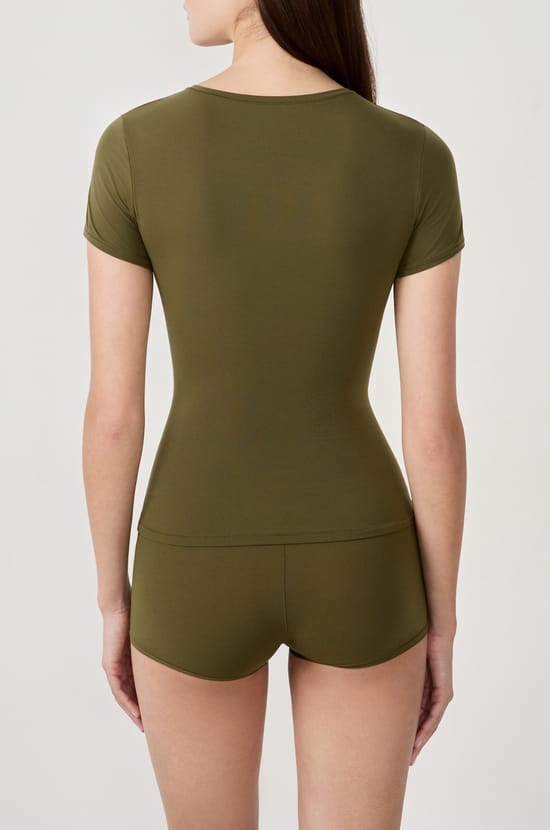 Short-sleeved microfiber T-shirt;${refinementColor}