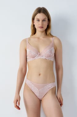Balconette Bra;${refinementColor}