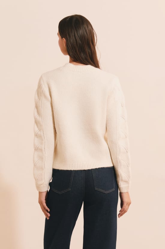 Pull manches longues avec laine;${refinementColor}