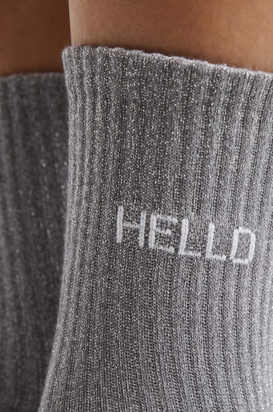 Chaussettes irrisées avec écriture;${refinementColor}