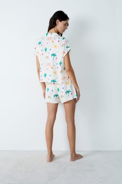 Chemise de pyjama imprimée manches courtes en lin et viscose;${refinementColor}