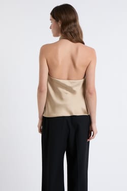 Top sans manches satiné avec col bénitier;${refinementColor}