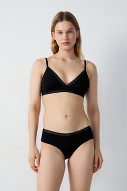 Triangle Wireless Bra, Removable Pads in Organic Cotton;${refinementColor}