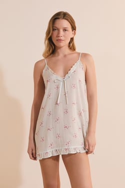 Nuisette &agrave; motif floral;${refinementColor}