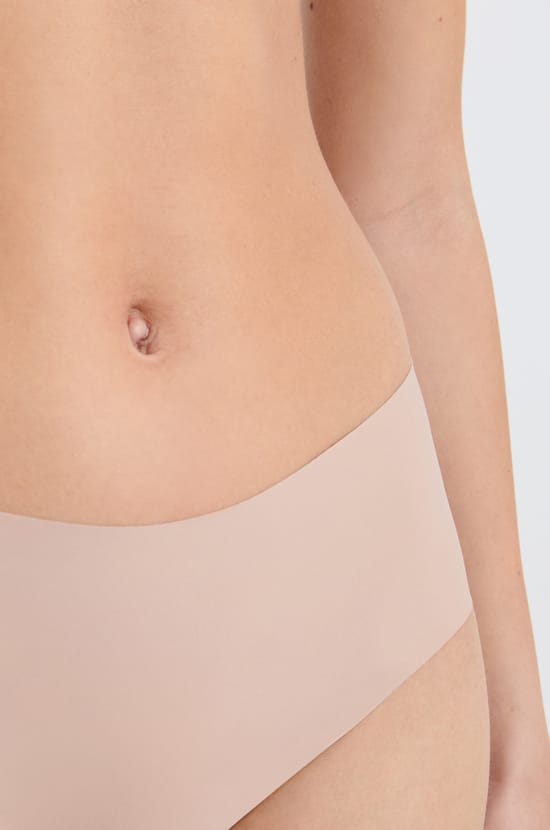 Braguita culotte de microfibra;${refinementColor}