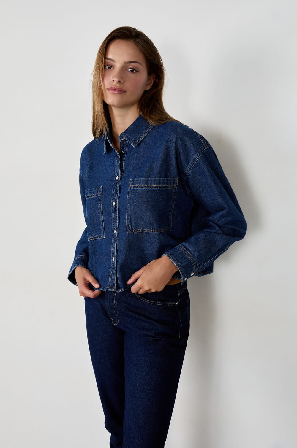 Chemise jean en coton;${refinementColor}