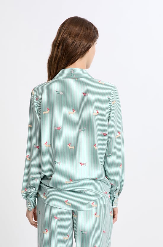 Pijama tipo camisa con motivo de perros teckel;${refinementColor}
