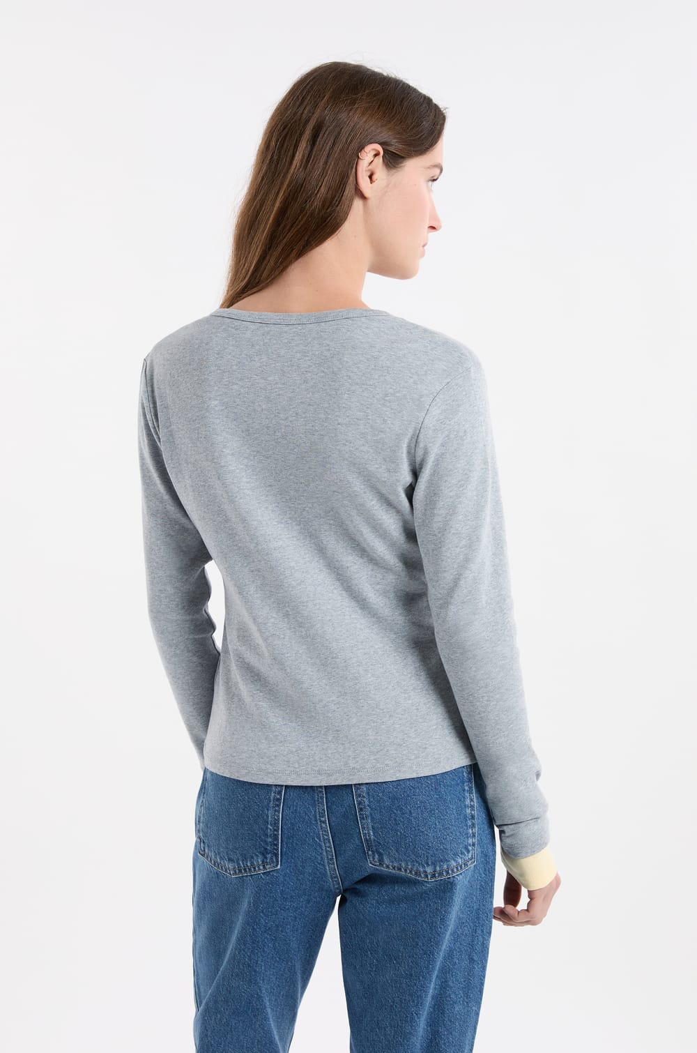 Long-sleeved buttoned cotton t-shirt;${refinementColor}