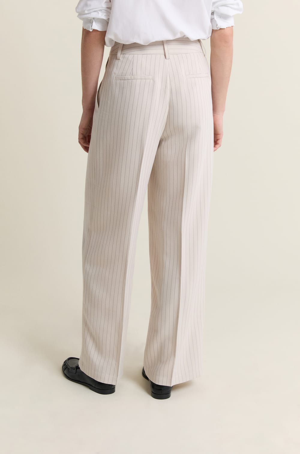 Broek met strepen;${refinementColor}