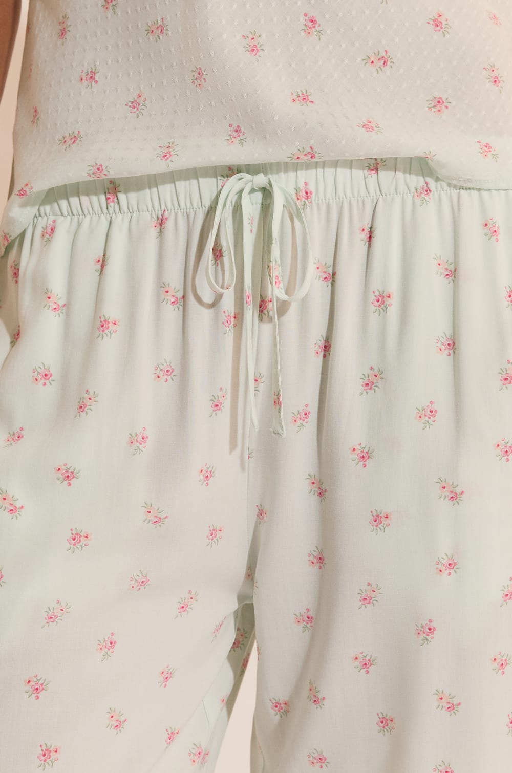 Pantacourt &agrave; motifs fleuris;${refinementColor}