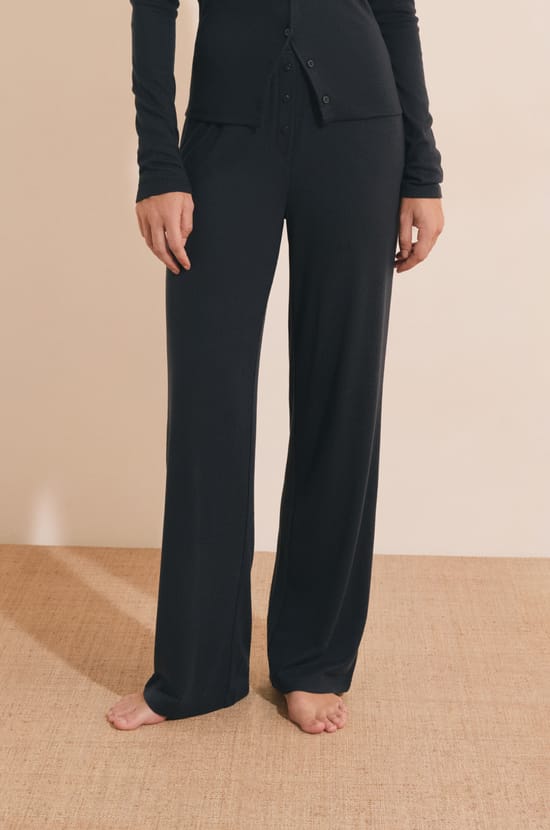 Pantalon de pyjama avec boutons;${refinementColor}