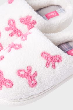 Chaussons à motifs en fausse fourrure;${refinementColor}