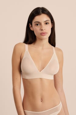 Soutien-gorge triangle sans armatures en tulle;${refinementColor}