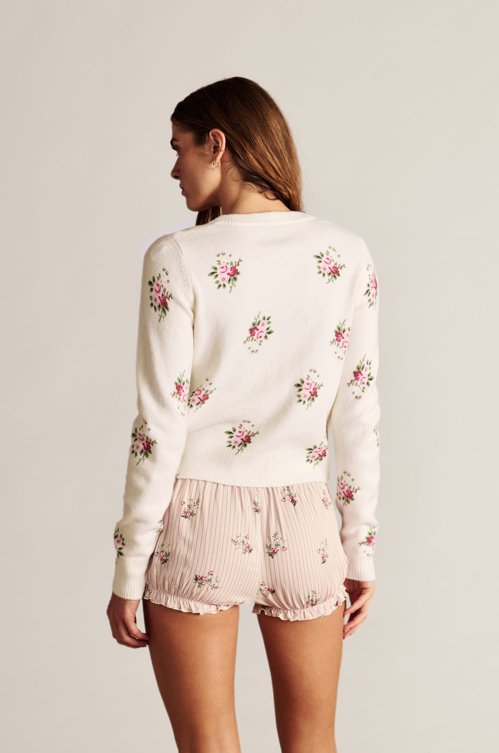 Gilet &agrave; motif fleuri;${refinementColor}