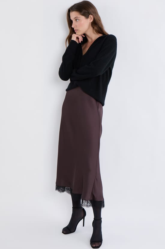 Jupe longue satinée;${refinementColor}