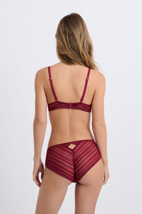 Bra No.2 - The plunge push-up bra in lace;${refinementColor}