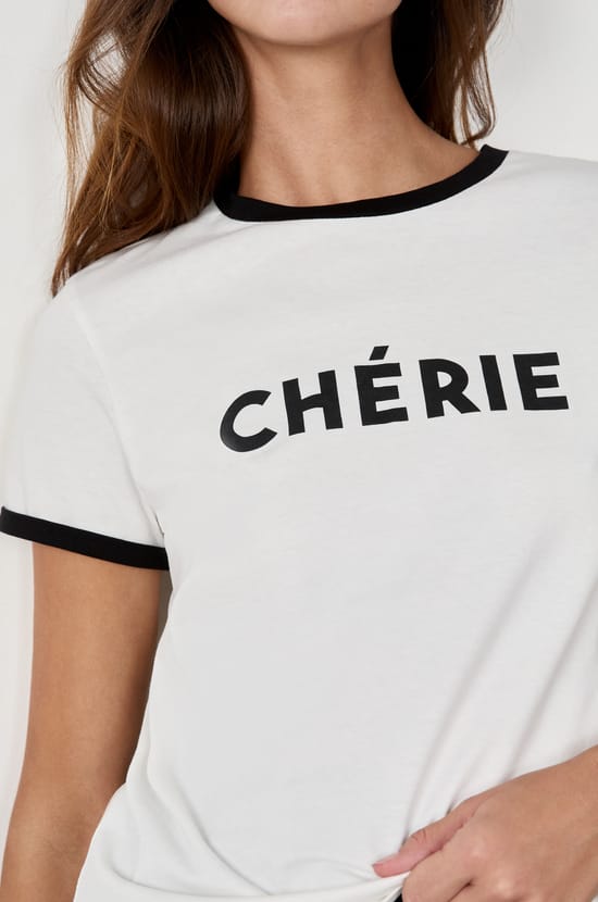 Short-sleeved T-shirt with "Chérie" print;${refinementColor}