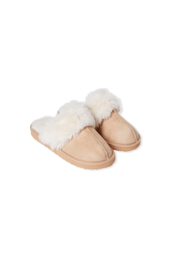 Chaussons mules;${refinementColor}