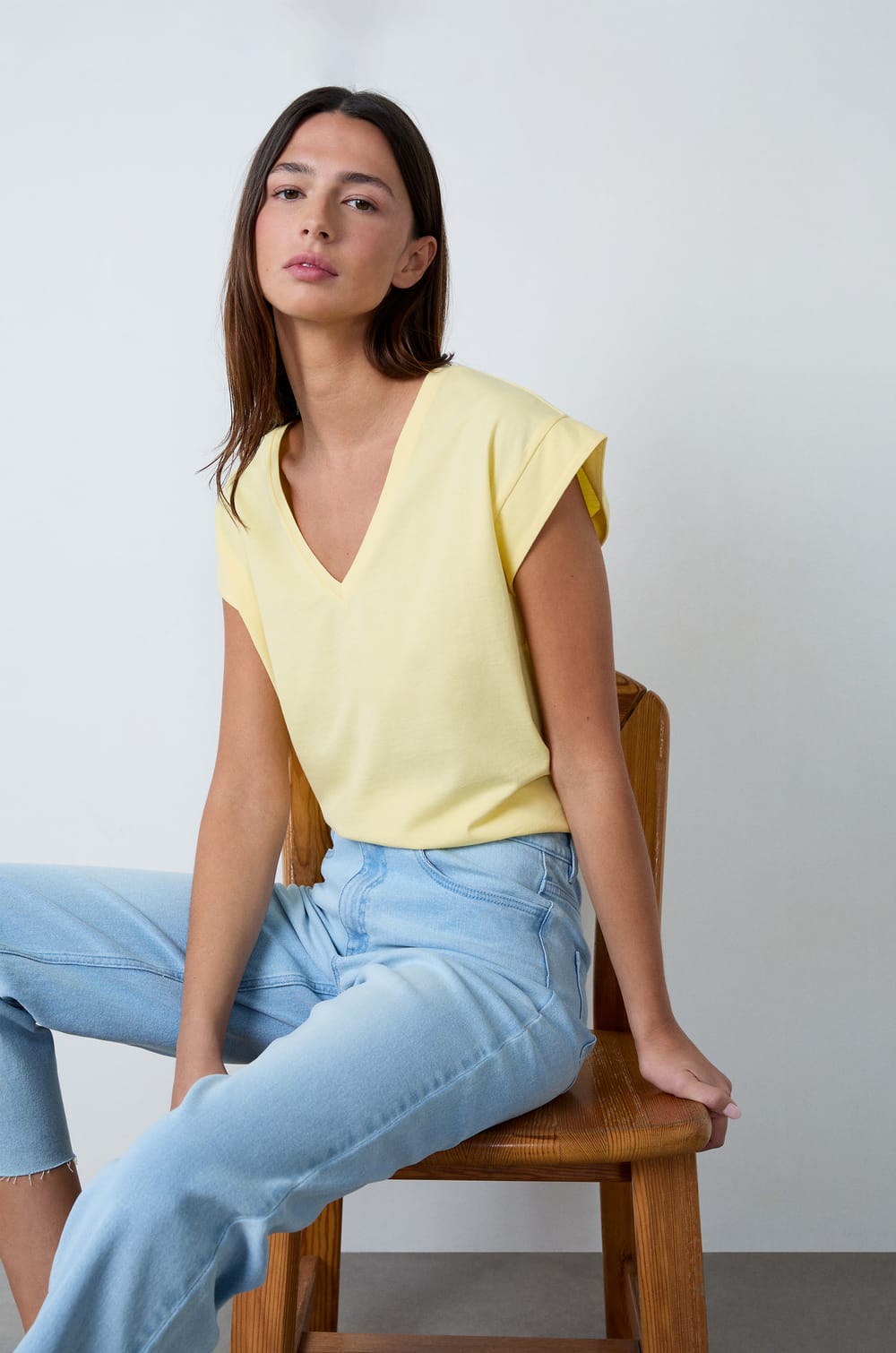 Short-sleeved cotton T-shirt;${refinementColor}