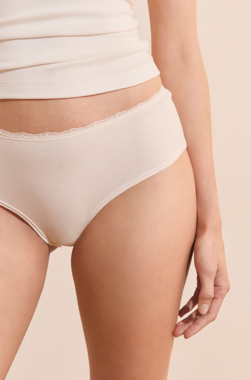 Shorty en coton;${refinementColor}