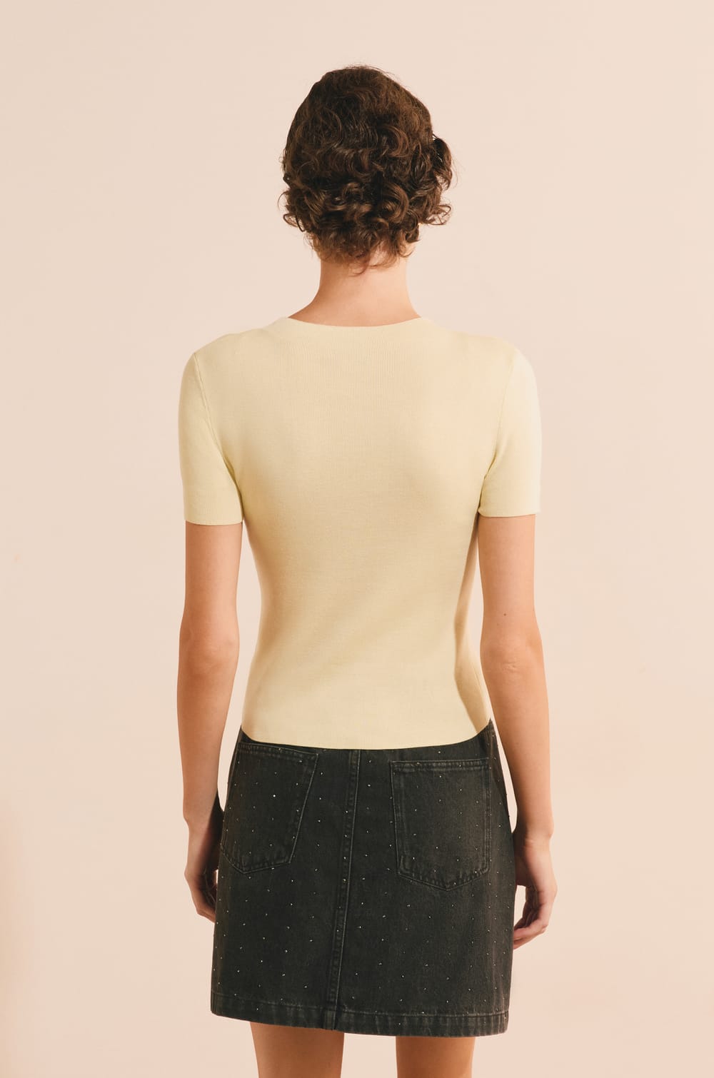 Pull manches courtes avec coton;${refinementColor}
